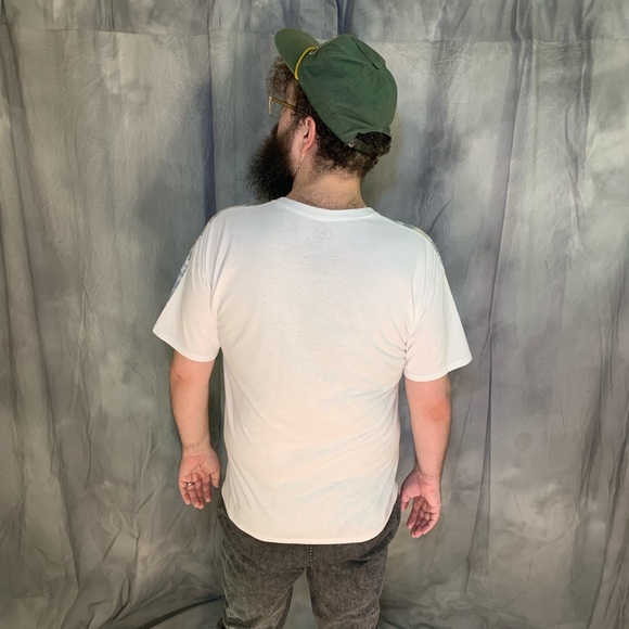 IML Cat Tee - Picture 5 of 8